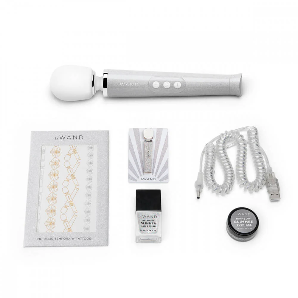 Le Wand All That Glimmers Petite Wand Massager - Image 4