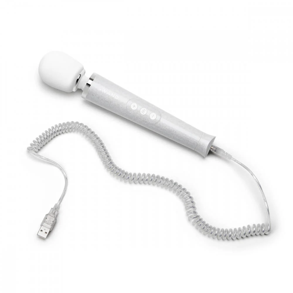 Le Wand All That Glimmers Petite Wand Massager - Image 5