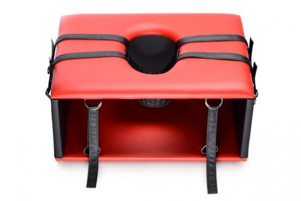 Master Series Queening Chair - Image 5