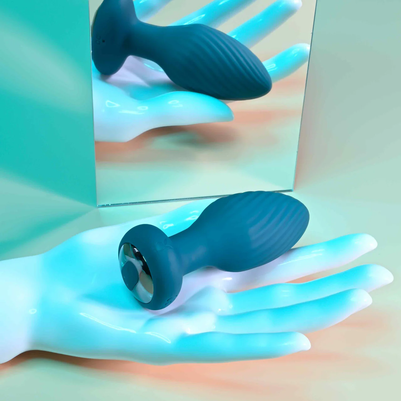 Playboy Spinning Tail Teaser - Image 3